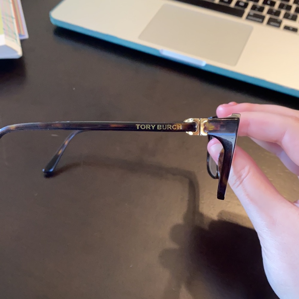 Tory Burch Cat Eye Frames In Tortoise Shell - image 7